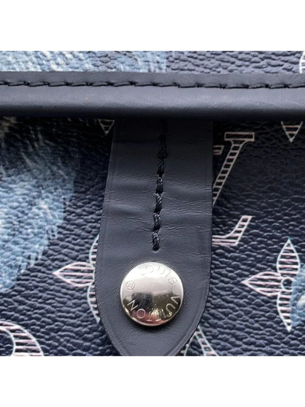 Louis Vuitton Shoulder Bag Monogram Savannah Chapman Brazza Messenger PM